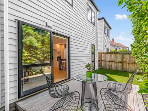 1A Inglewood Street, Waiotaiki Bay