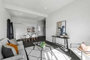 56 Nursery Road, Phillipstown