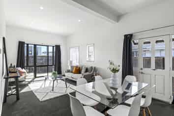 56 Nursery Road, Phillipstown