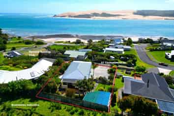 57 Taumatawiwi  Street, Opononi