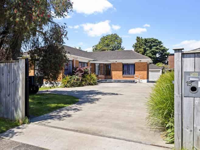 15 Glen Avenue, Papatoetoe
