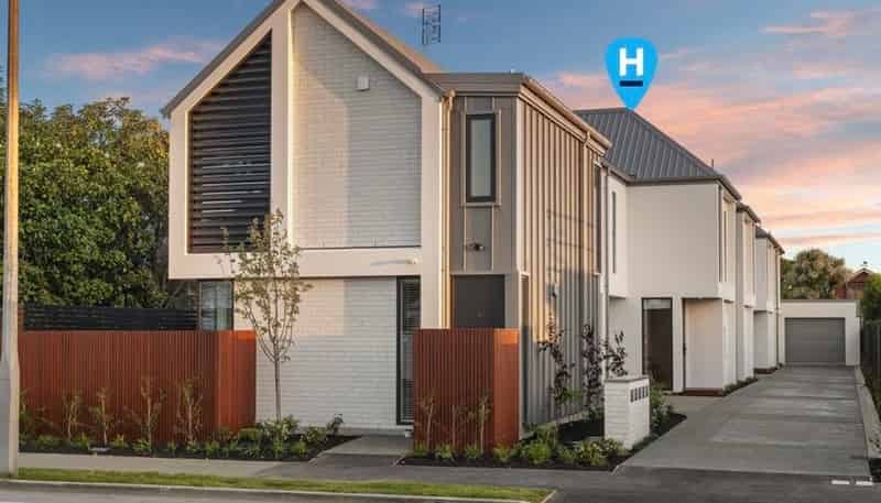 100 Innes Road, Saint Albans