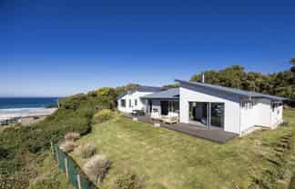 213 & 213A Tomahawk Road, Andersons Bay