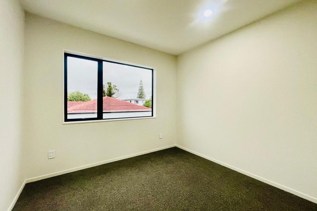 Modern 3-Bedroom Townhouse - Stylish, Spacious & Low Maintenance - Fler