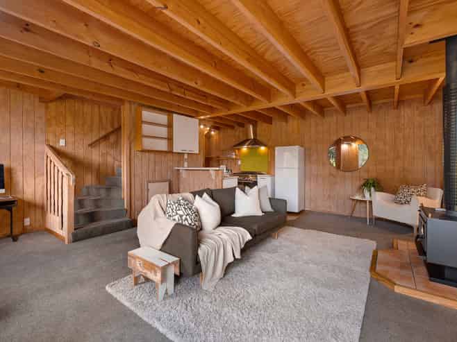 30A Mackinnon Terrace, Sunshine Bay