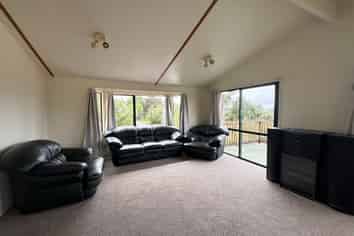 80E Tirimoana Road, Te Atatu South