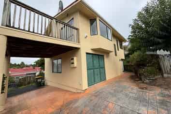 80E Tirimoana Road, Te Atatu South