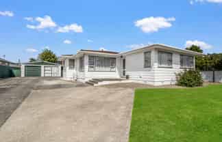 29 John F Kennedy Drive, Milson