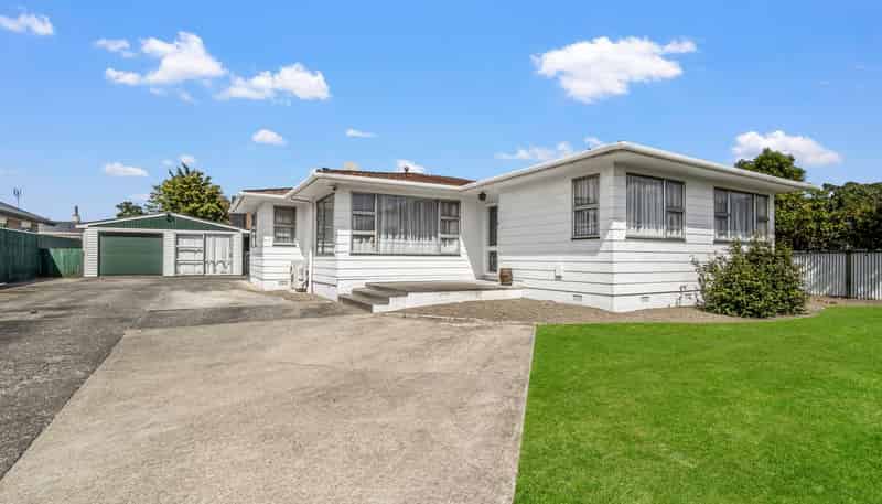 29 John F Kennedy Drive, Milson