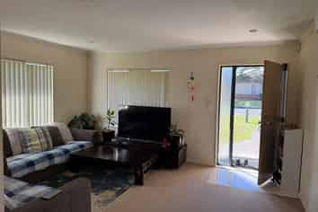 41A Donegal Park Drive, Flat Bush