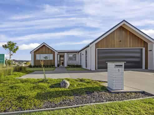 1 Kaurinui Crescent, One Tree Point