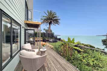 Auckland - Address withheld