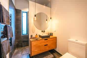 Auckland - Address withheld