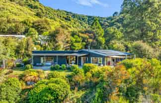 123 Marahau Valley Road, Kaiteriteri