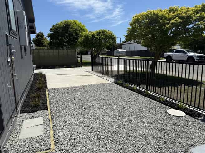 1/805 Dufferin Street, Akina