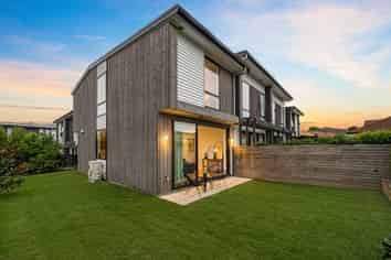 15/37 St Vincent Avenue, Remuera