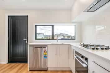 17 Betty Boyes Street, Wallaceville