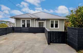 110 Wexford Road, Miramar