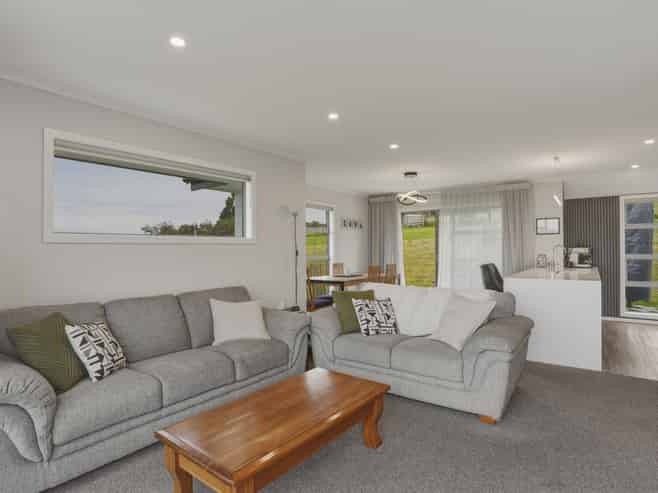 212 McMaster Road, Saddle Hill