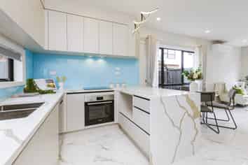 4/53 Avenue Road, Otahuhu