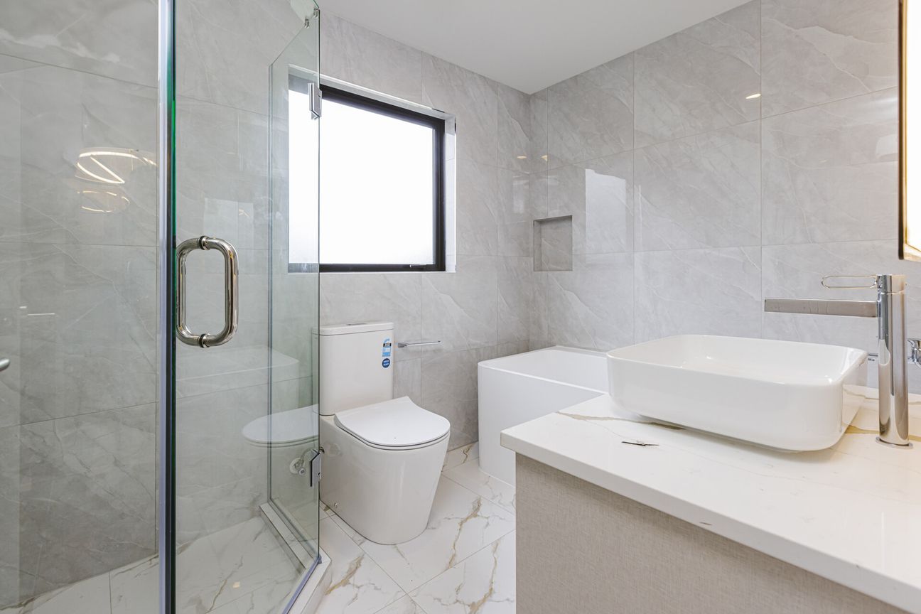 Submit your application today and secure your new home in this stunning brand-new development - Widok 6