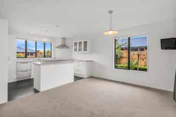 8 Parkdale Close, Allenton