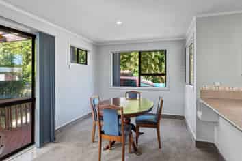 19 Sunshine Avenue, Paraparaumu