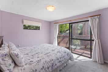 19 Sunshine Avenue, Paraparaumu