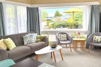 1/6 Shakespeare Walk, The Wood