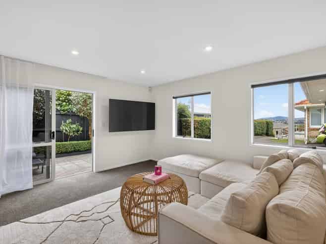 5A Simmonds Grove, Greerton