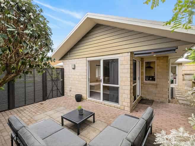 5A Simmonds Grove, Greerton