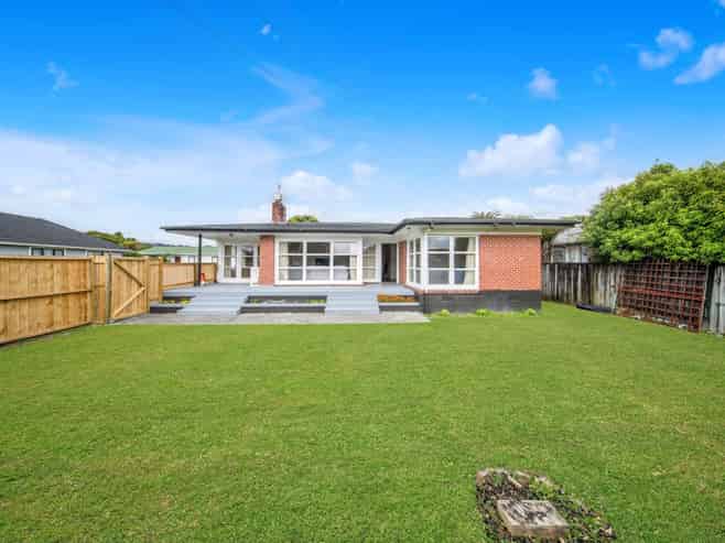107 Clevedon Road, Papakura