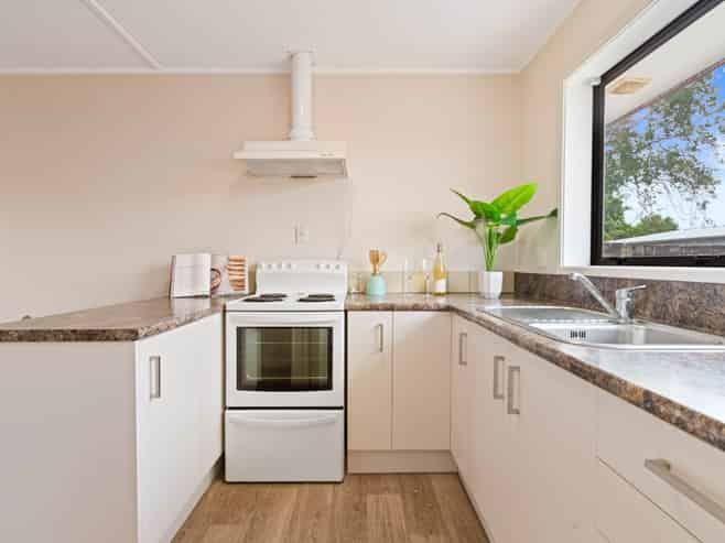 2/19 Latham Avenue, Pakuranga