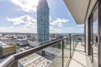 9-17 Byron Avenue, Takapuna