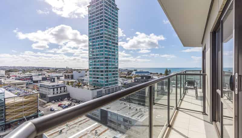 9-17 Byron Avenue, Takapuna