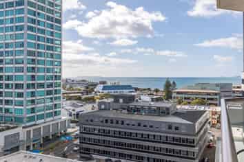 9-17 Byron Avenue, Takapuna