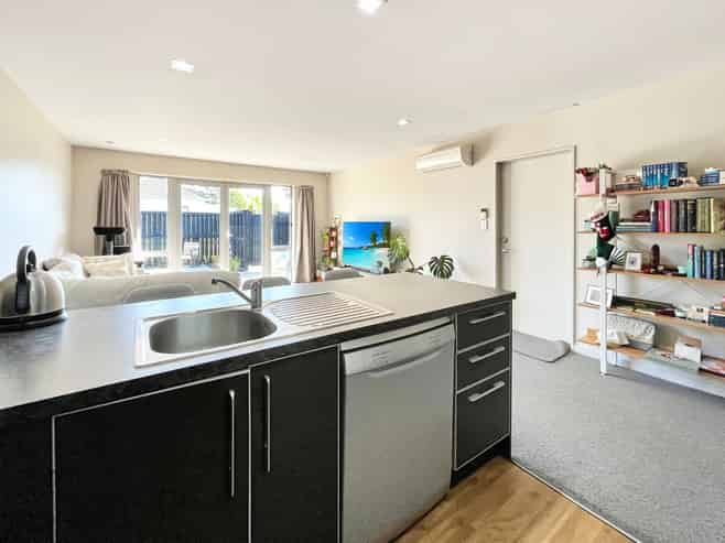 4 Gresford St, Edgeware