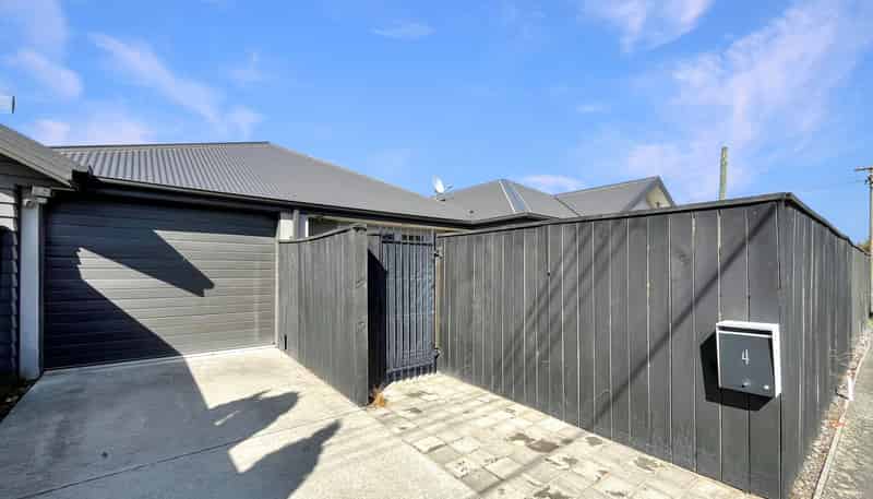 4 Gresford St, Edgeware