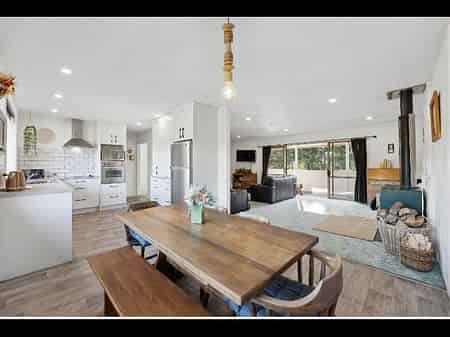 239 Mapara Road, Acacia Bay