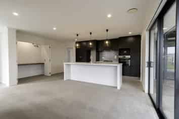 16A Kereruu Street, Cambridge