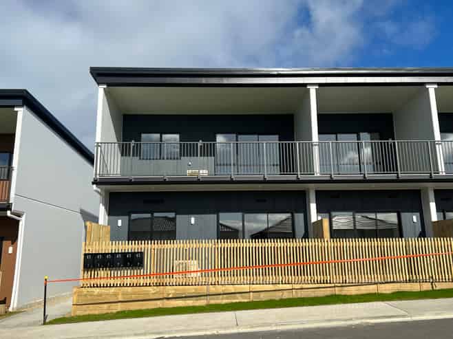 1/65 Pragma Rise, Rototuna North