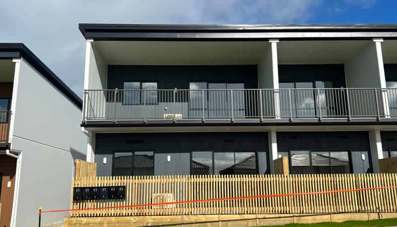 1/65 Pragma Rise, Rototuna North