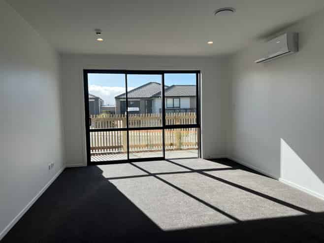 1/65 Pragma Rise, Rototuna North