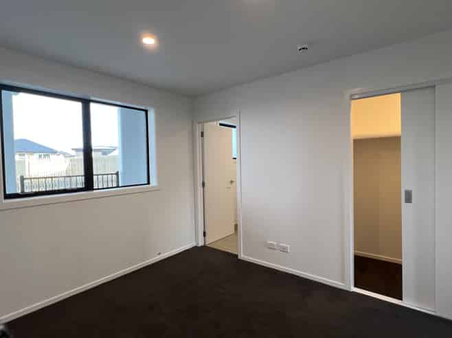 1/65 Pragma Rise, Rototuna North