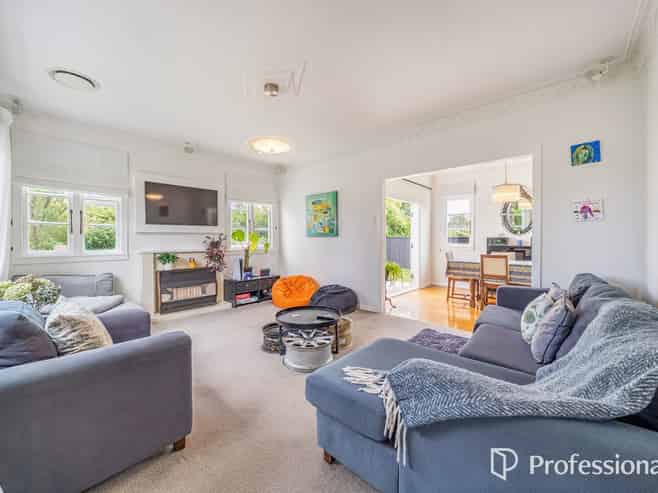 51 Rossiter Avenue, Waterloo