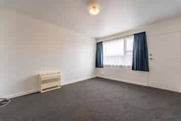 5/3a Preston Street, West End