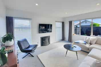 8 Fredrica Lane, Heathcote Valley