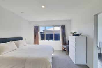 8 Fredrica Lane, Heathcote Valley