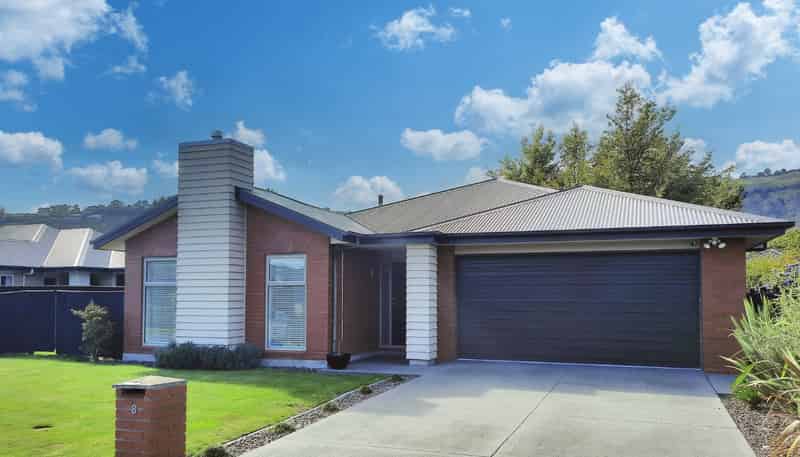 8 Fredrica Lane, Heathcote Valley
