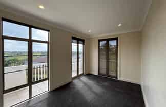 275 Pinecrest Drive, Gulf Harbour